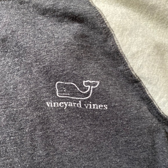 Vineyard vines long sleeve shirt - Picture 2 of 5